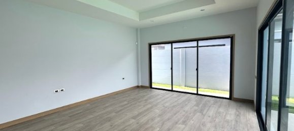 3 bedrooms Cafe / restaurant in Pattaya, Thailand No. 23008 8