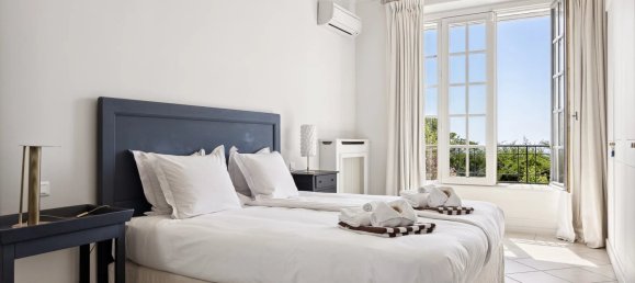 4 bedrooms Villa in Mougins, France No. 1976 4