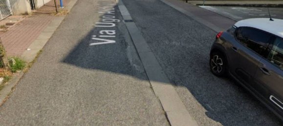 32m² Garage in Brescia, Italy No. 359481 7