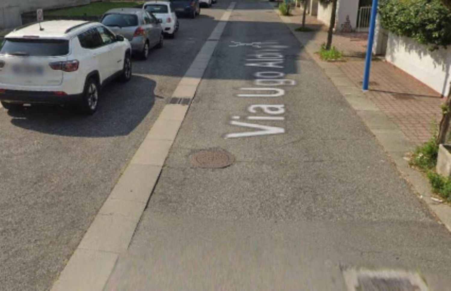 32m² Garage in Brescia, Italy No. 359481