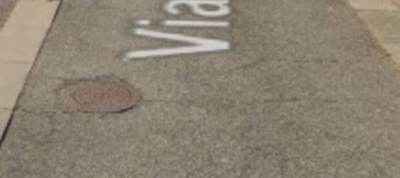 32m² Garage in Brescia, Italy No. 359481 2