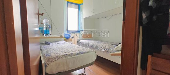 3-salle Appartement à Fano, Italy No. 291194 8