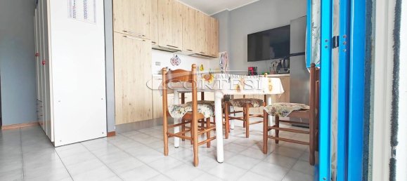 3-salle Appartement à Fano, Italy No. 291194 4