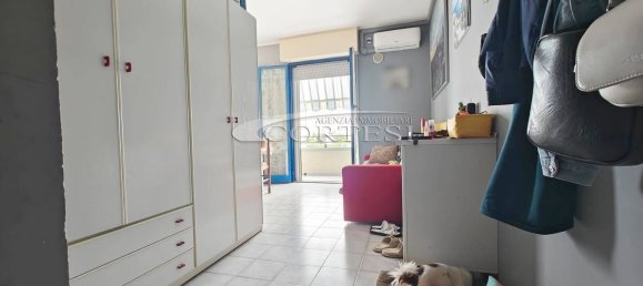 3-salle Appartement à Fano, Italy No. 291194 3