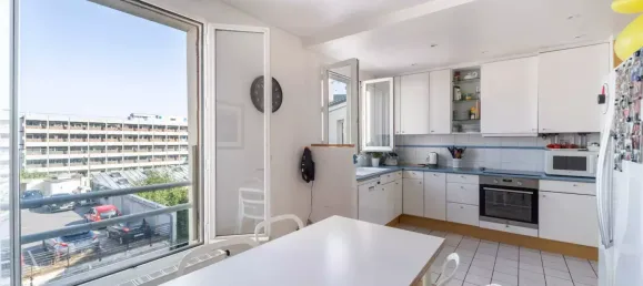 4 bedrooms Duplex in Paris, France No. 137274 8
