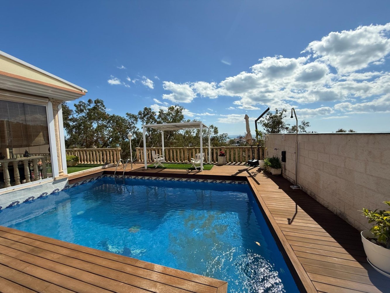 Квартира с 5 спальнями в Малага, Испания № 168247