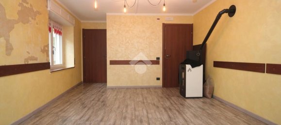 Дом с 6 комнатами в Венаус, Италия № 71585 7