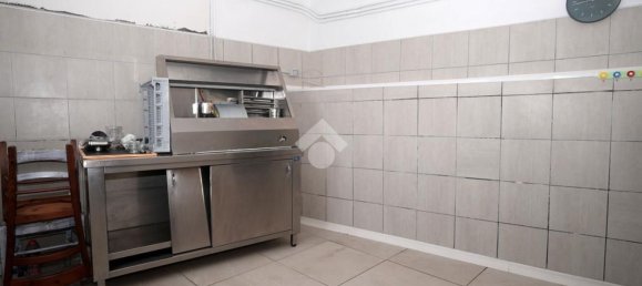 Дом с 6 комнатами в Венаус, Италия № 71585 18