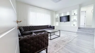 Квартира с 3 комнатами в Фельдбах, Австрия № 240631