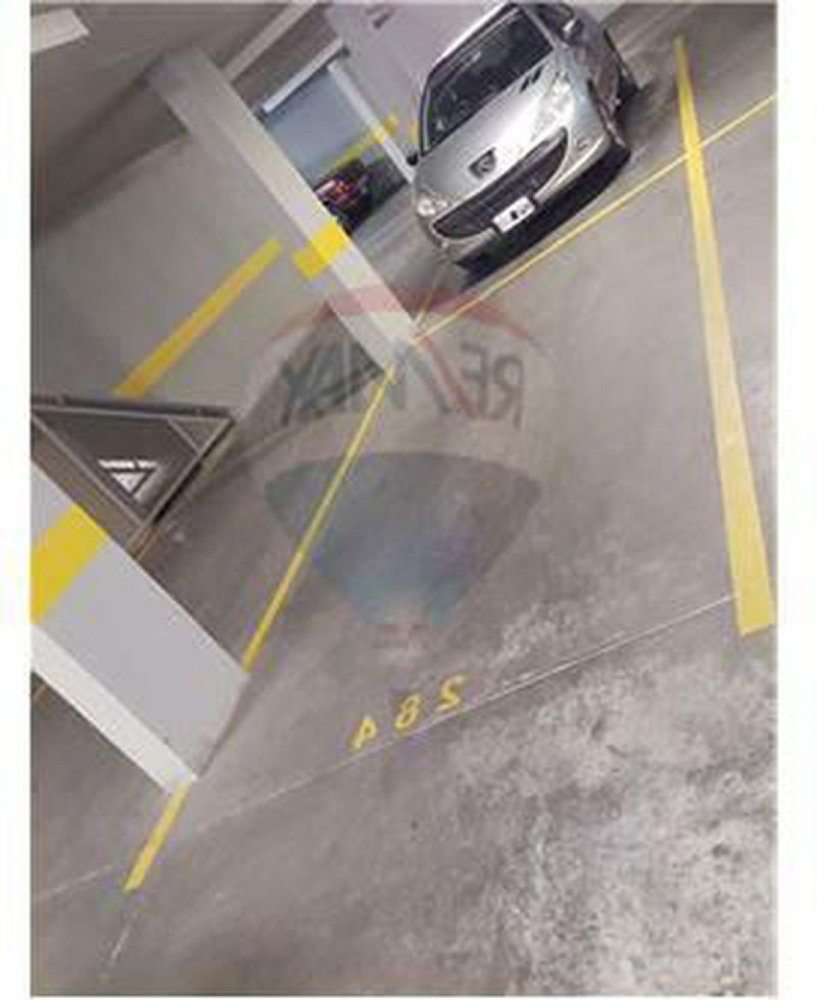 12m² Warehouse in San Isidro, Argentina No. 23694