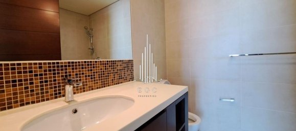 2 Schlafzimmer Doppelhaus in Corniche Road, UAE, Nr. 28192 13