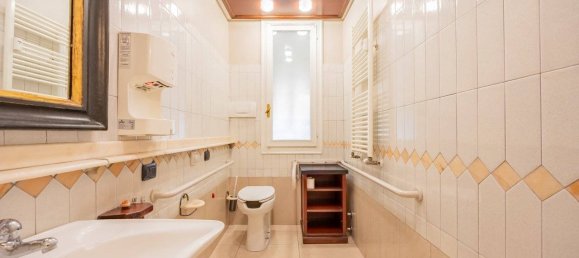 5-Zimmer Büro in Milan, Italy, Nr. 250682 32