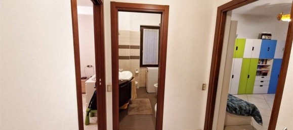 Apartamento de 4 divisões em Besozzo, Italy N.º 238631 26