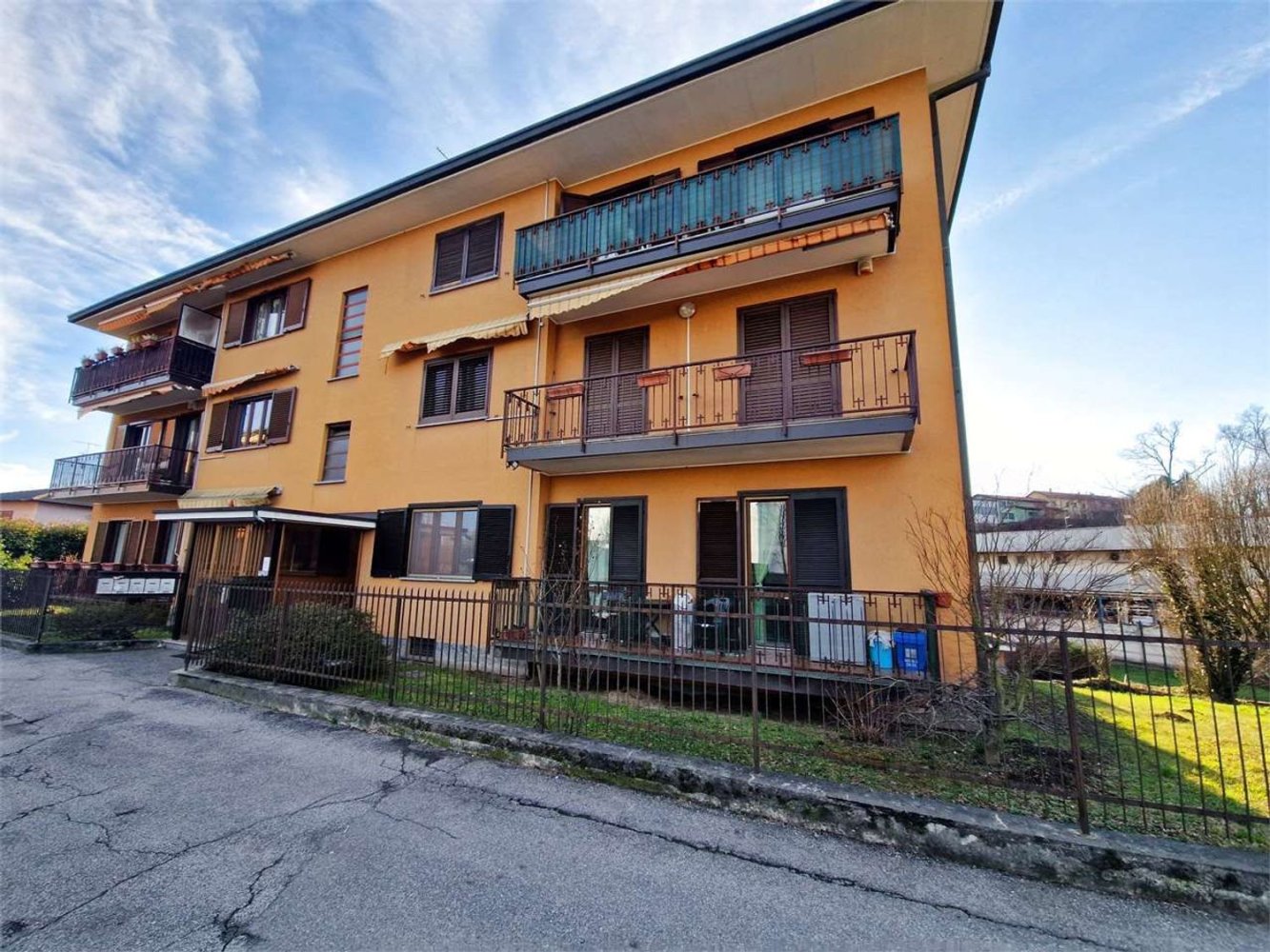 Apartamento de 4 divisões em Besozzo, Italy N.º 238631
