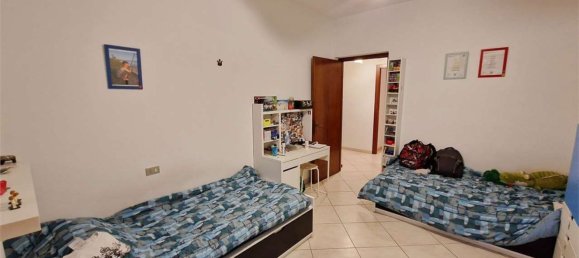 Apartamento de 4 divisões em Besozzo, Italy N.º 238631 43