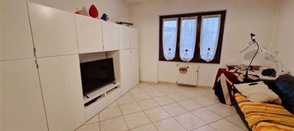 Apartamento de 4 divisões em Besozzo, Italy N.º 238631 15