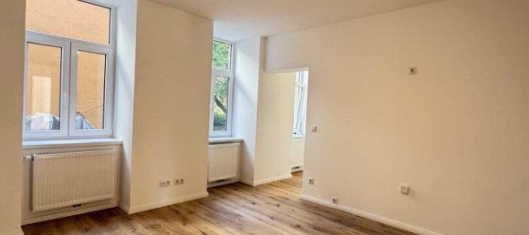 3 rooms Apartment in Hernals, Austria No. 146813 4