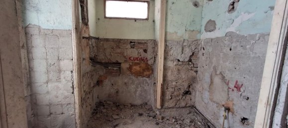 5 rooms Duplex in Benevento, Italy No. 2003 6