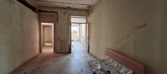 5 rooms Duplex in Benevento, Italy No. 2003 2