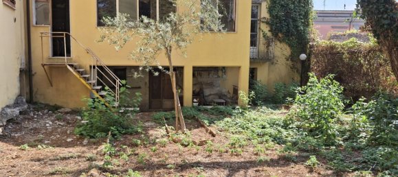 5 rooms Duplex in Benevento, Italy No. 2003 13