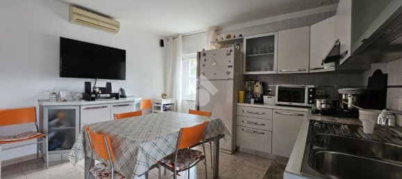 5 bedrooms Villa in Matera, Italy No. 380396 3