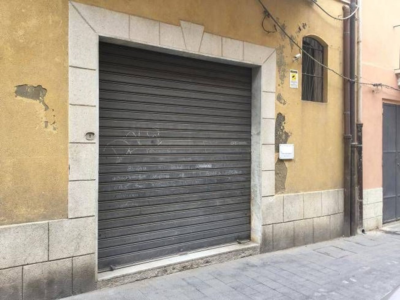 90m² Commercial property in Licata, Italy No. 80047
