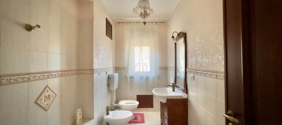 4-Zimmer Wohnung in Palermo, Italy, Nr. 49225 15