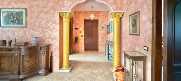 4-Zimmer Wohnung in Palermo, Italy, Nr. 49225 9