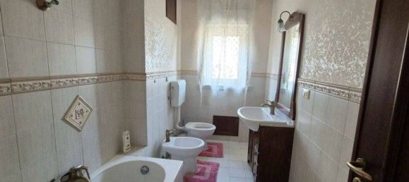 4-Zimmer Wohnung in Palermo, Italy, Nr. 49225 48