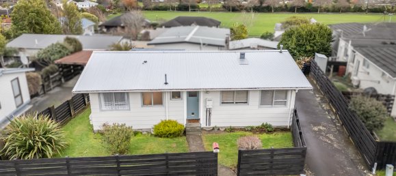 3 bedrooms House in Brown Owl, New Zealand No. 26 2