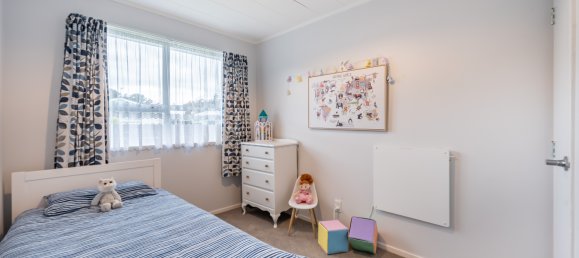 3 bedrooms House in Brown Owl, New Zealand No. 26 12