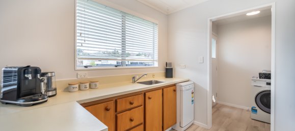 3 bedrooms House in Brown Owl, New Zealand No. 26 8