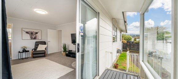 3 bedrooms House in Brown Owl, New Zealand No. 26 6