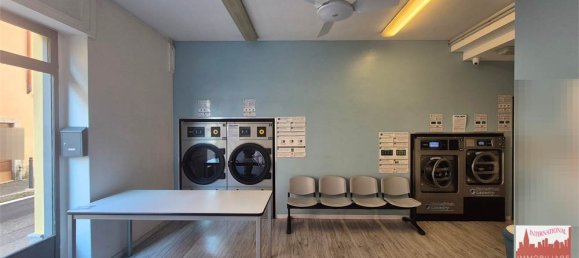 2-Zimmer Gewerbliche Immobilie in Rovellasca, Italy, Nr. 374172 2