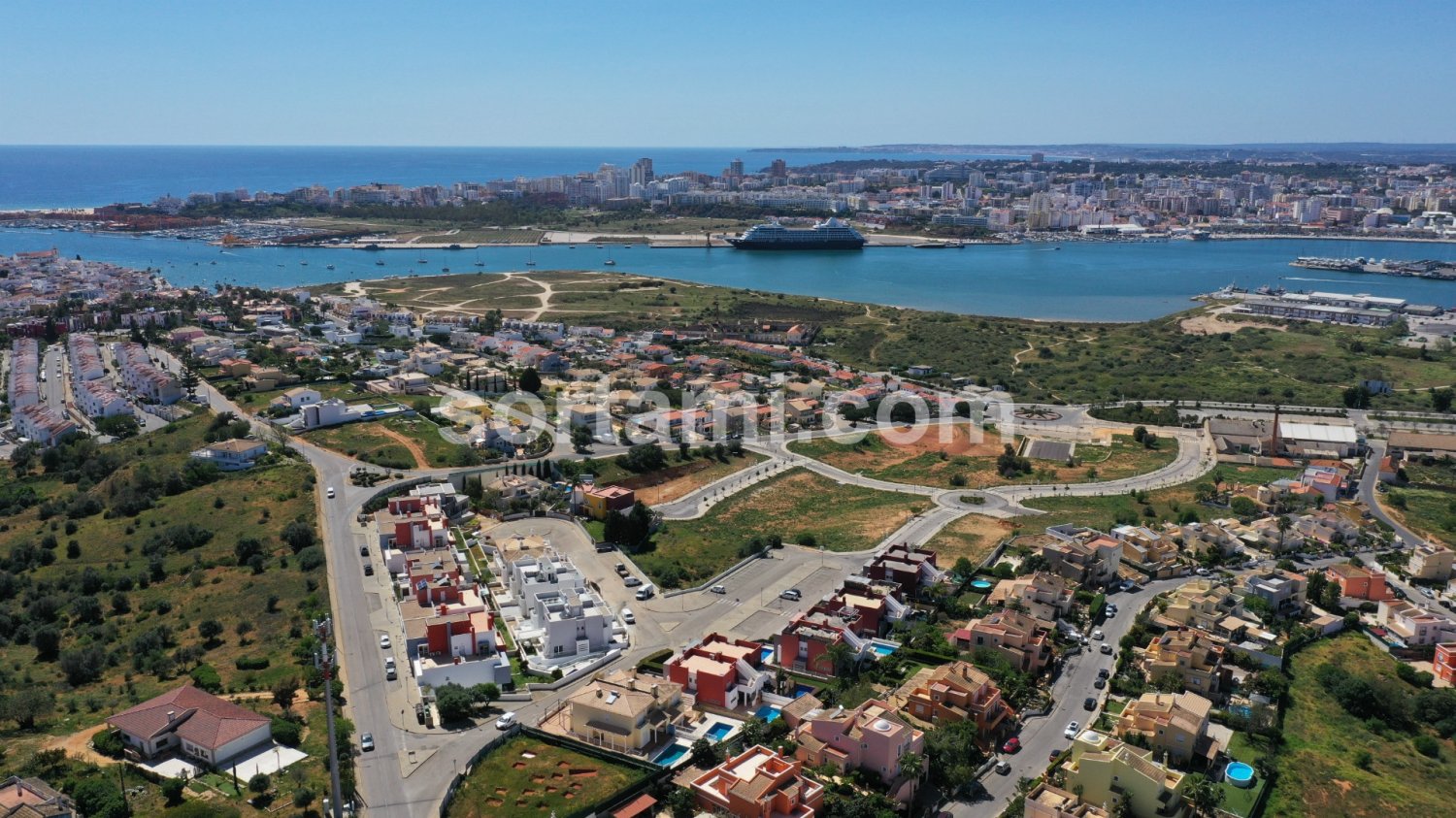 Apartamento de 3 dormitorios en Lagoa, Portugal No. 90571