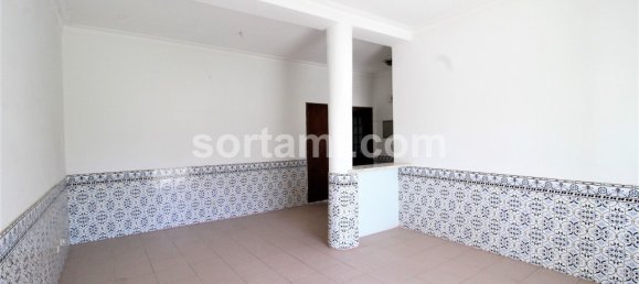 Apartamento de 3 dormitorios en Lagoa, Portugal No. 90571 3