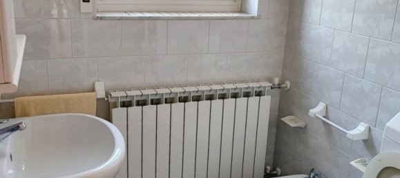 6-salle Appartement à Rapallo, Italy No. 221610 14