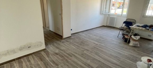 Apartamento de 4 dormitorios en Moncalieri, Italy No. 314086 17