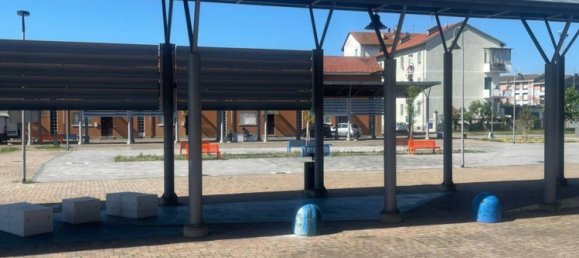 Apartamento de 4 dormitorios en Moncalieri, Italy No. 314086 20