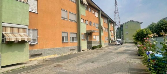 Apartamento de 4 dormitorios en Moncalieri, Italy No. 314086 10