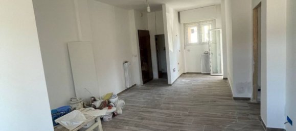 Apartamento de 4 dormitorios en Moncalieri, Italy No. 314086 26