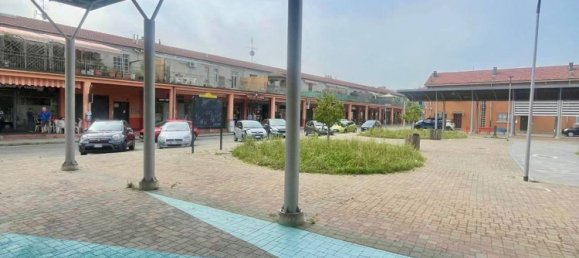 Apartamento de 4 dormitorios en Moncalieri, Italy No. 314086 7