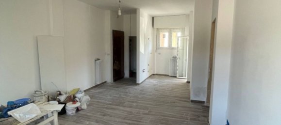 Apartamento de 4 dormitorios en Moncalieri, Italy No. 314086 24