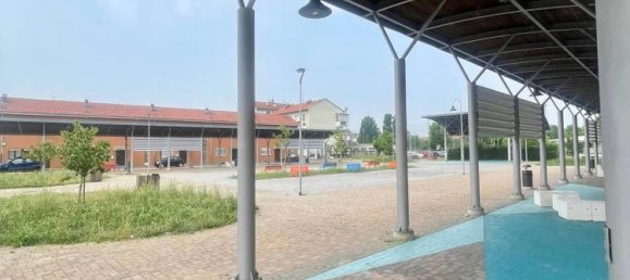 Apartamento de 4 dormitorios en Moncalieri, Italy No. 314086 8