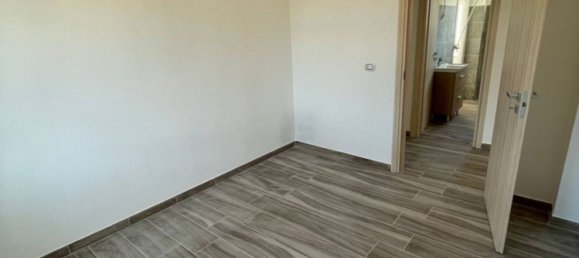 Apartamento de 4 dormitorios en Moncalieri, Italy No. 314086 38