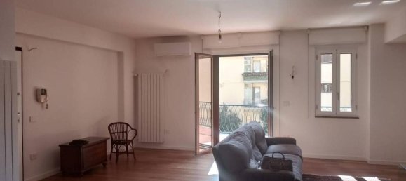 10 rooms Duplex in Avellino, Italy No. 128870 3