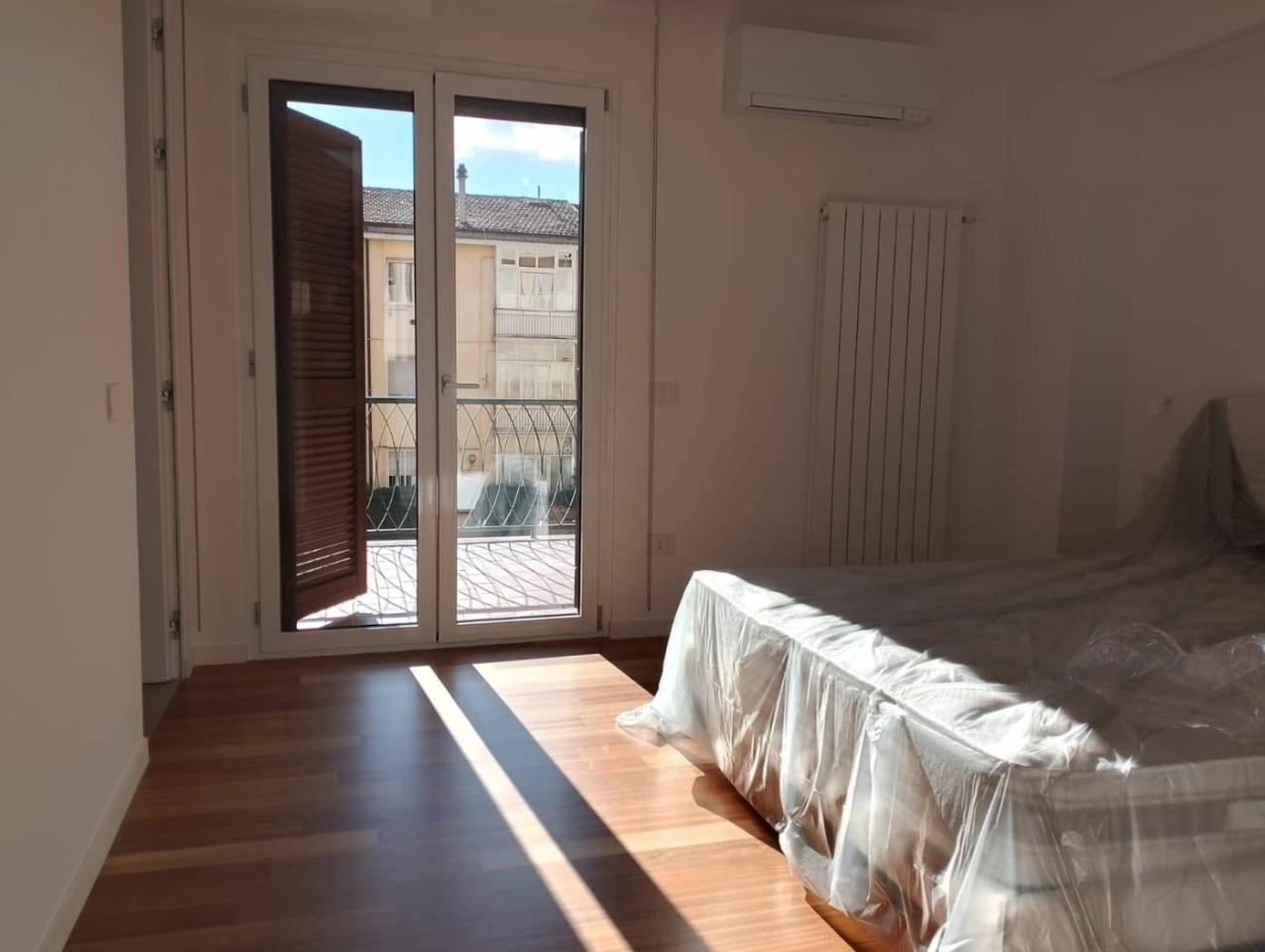 10 rooms Duplex in Avellino, Italy No. 128870