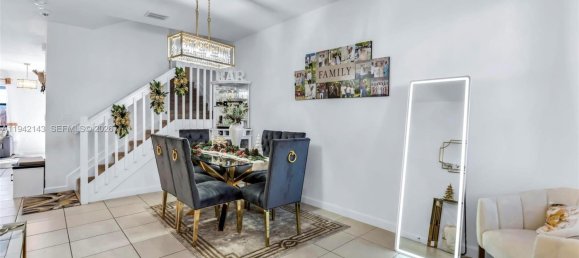 4 dormitorios dúplex en venta en Miami, Miami-Dade, Florida, USA № 615159 16