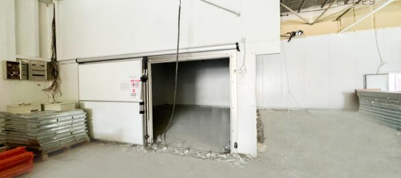 418.1m² Warehouse in Al Quoz, UAE No. 41580 7