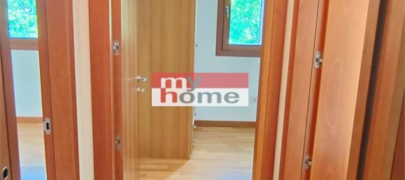 3 Schlafzimmer Wohnung in Castelfranco Veneto, Italy, Nr. 353838 9
